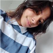 Niñera, colaboró con tareas a los niños